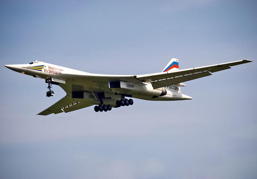 Ту-160