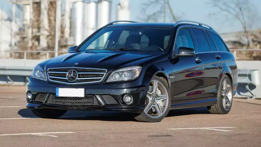 Автомобиль Шумахера был продан на аукционе за смехотворно низкую цену