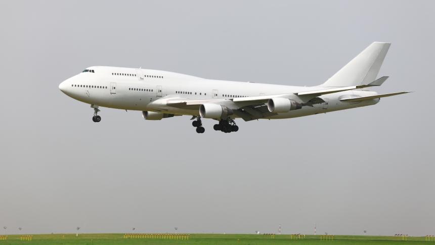 Двухэтажные самолёты Boeing 747 выводятся из эксплуатации в России