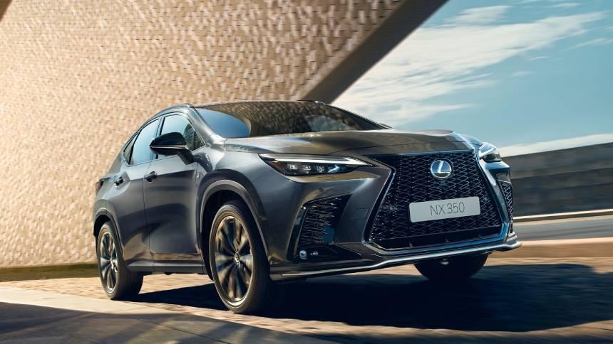 Lexus объявил старт продаж нового NX в России: от 4,1 млн рублей
