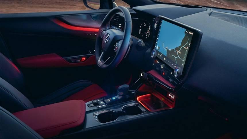 Lexus объявил старт продаж нового NX в России: от 4,1 млн рублей