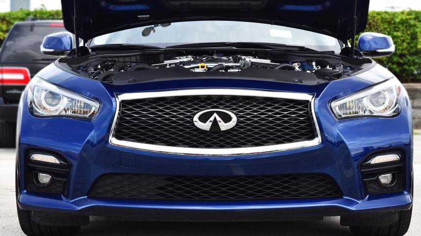 Автомобили Infiniti перестали поставляться в Россию