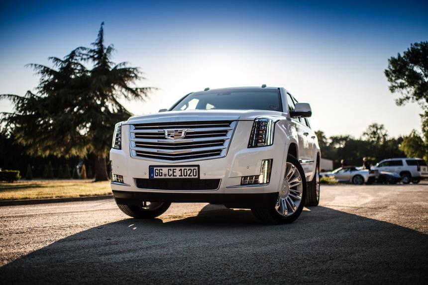 cadillac.com