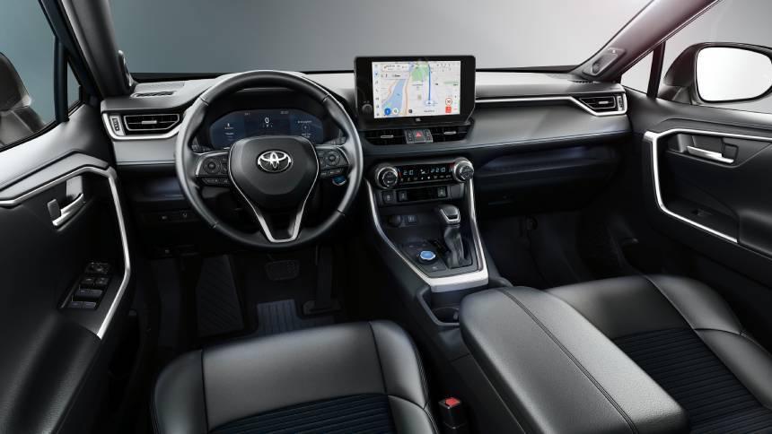 Toyota рассекретила обновлённый RAV4