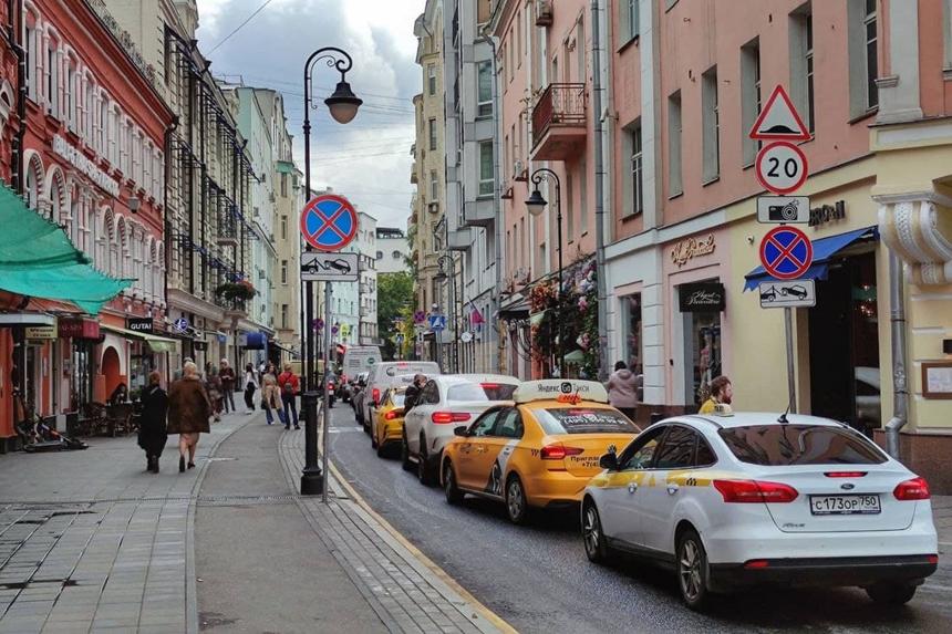 Платные парковки появятся во всех городах России