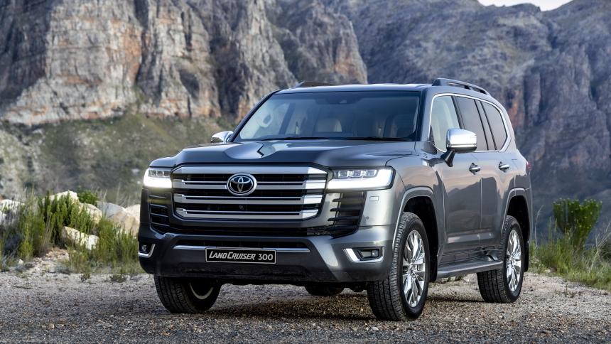 Toyota остановила прием заказов на новые Land Cruiser и Lexus LX
