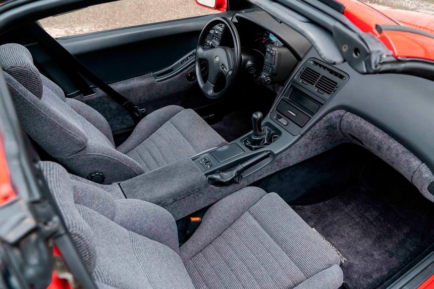 Как Ferrari, только лучше? 5 фактов о Nissan 300ZX