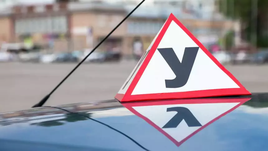 В автошколах хотят сделать обучение более приближенным к реальным ситуациям на дорогах