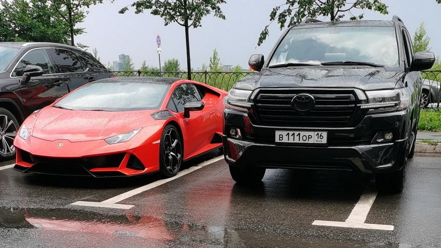 В Казани блогера на Lamborghini арестовали на 12 суток