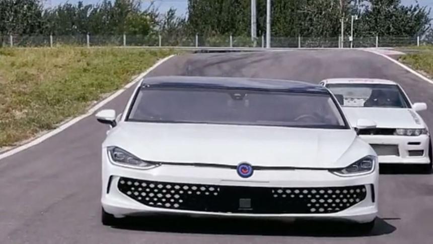 Китаец построил самый широкий Volkswagen в мире