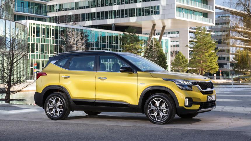 Российские дилеры получили последнюю партию Kia Seltos