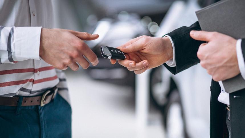 В этом году в РФ было выдано меньше автокредитов, чем в «пандемийном» 2020-м