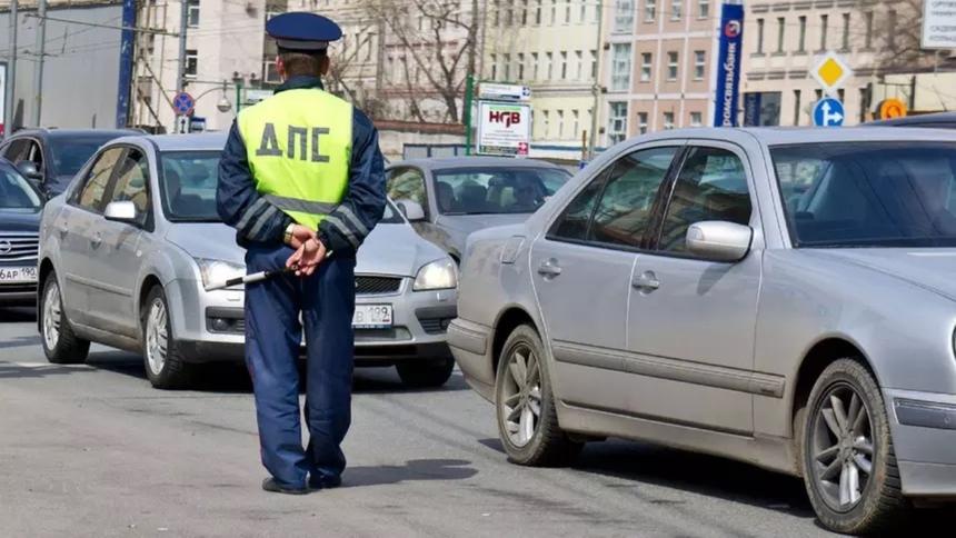 Москвича арестовали за прослушивание в машине украинской музыки