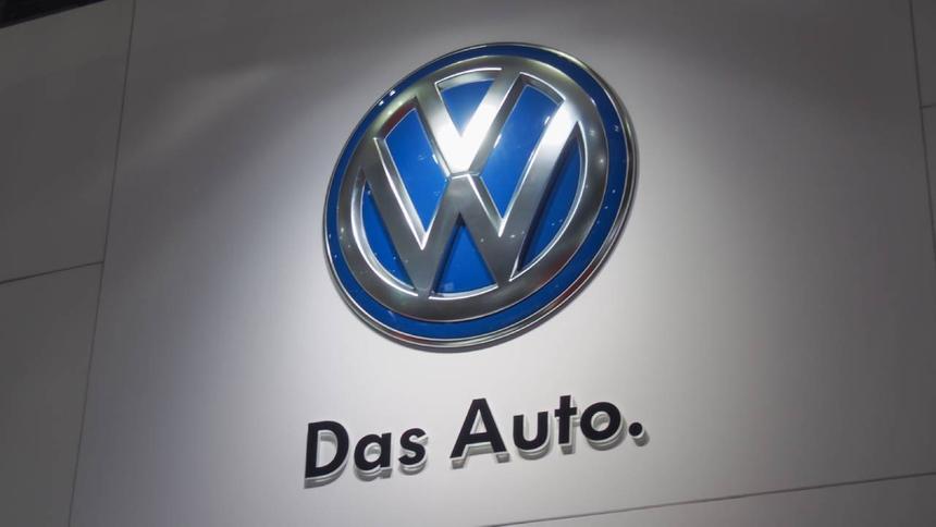 Концерн Volkswagen временно отказался от рекламы в Twitter из-за Tesla