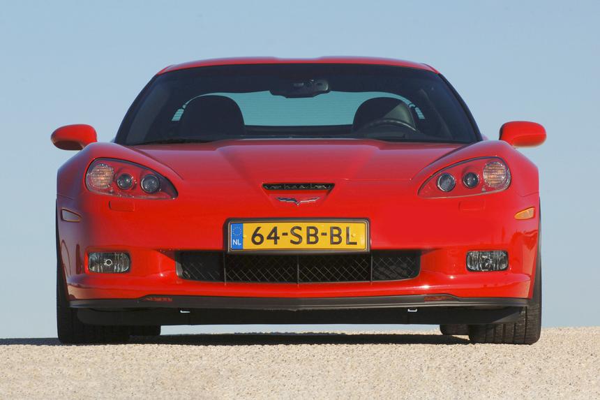 Интеллигентный убийца: пять фактов о диком, но симпатичном Chevrolet Corvette Z06