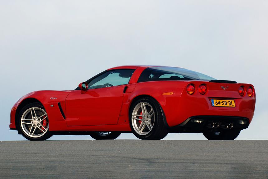 Интеллигентный убийца: пять фактов о диком, но симпатичном Chevrolet Corvette Z06