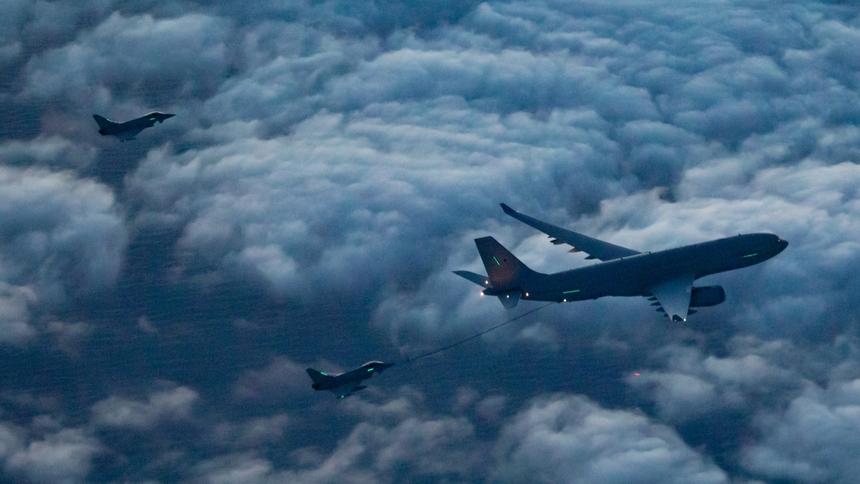 Британский военный самолёт запустили на 100-процентном топливе SAF