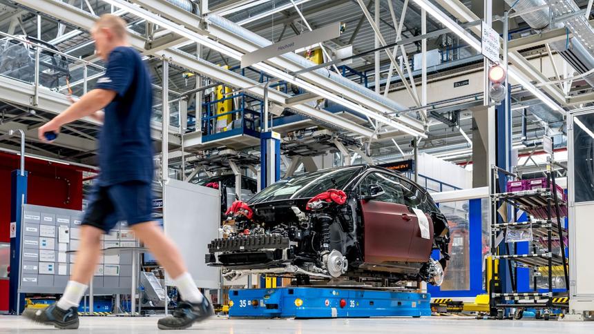 BMW расширяет производство электромобилей в Восточной Европе