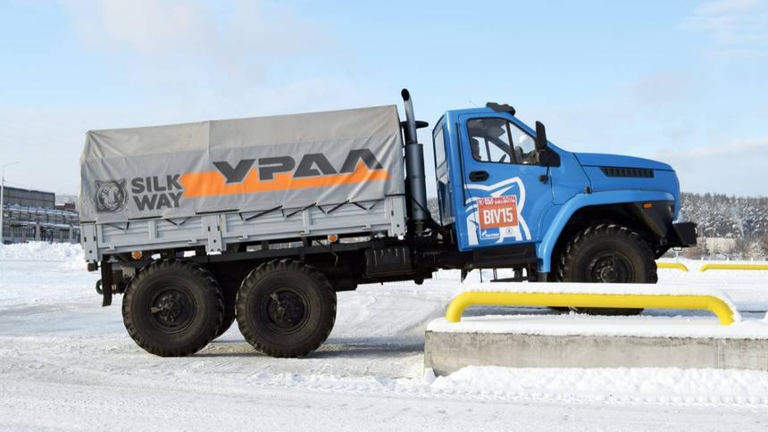 Автозавод «Урал» построил полосу препятствий для тестов грузовиков