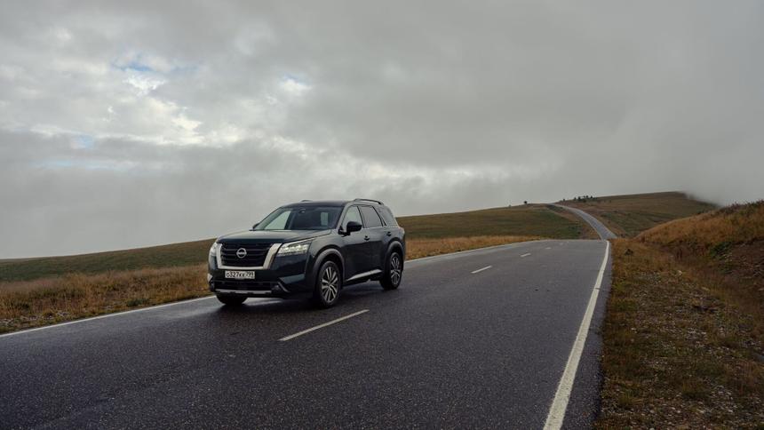 В России начались продажи нового Nissan Pathfinder за 8,5 млн руб.