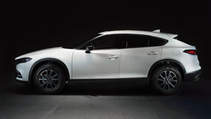Стартовали продажи кроссоверов Mazda CX-4, на которые действует гарантия