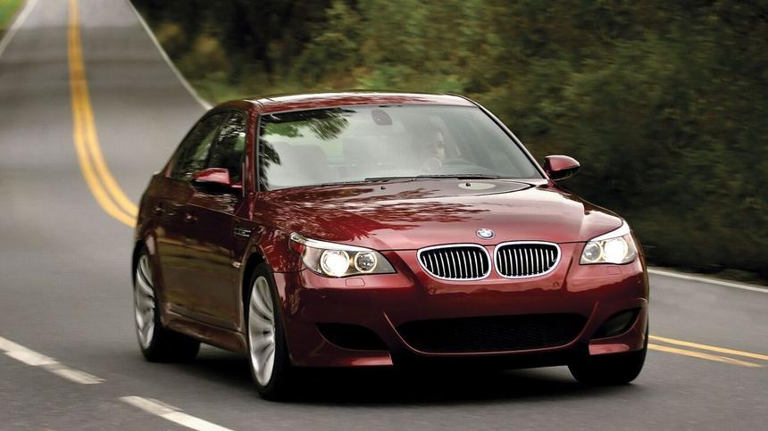 8 особенностей, которые делают BMW M5 E60 желанным автомобилем