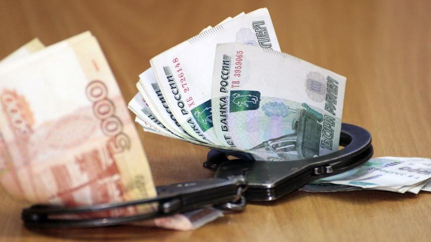 Наркологу Брюну продлили арест