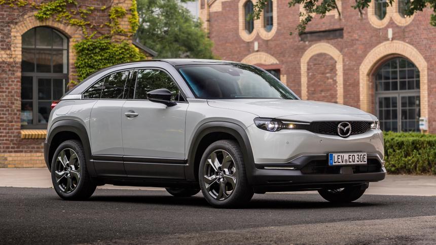 Россияне распробовали подержанные кроссоверы Mazda MX-30