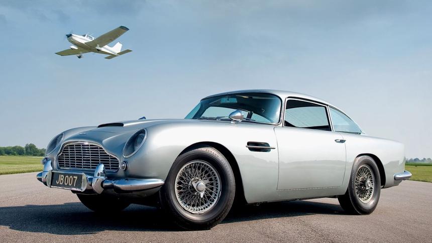 Топ-10 самых легендарных автомобилей в истории кино