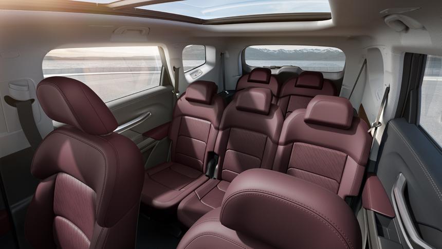 Новый кроссовер Geely Okavango оказался дешевле, чем Tugella