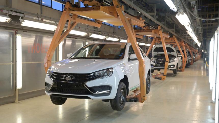 Чем принципиально отличается Lada Vesta 2023 года выпуска