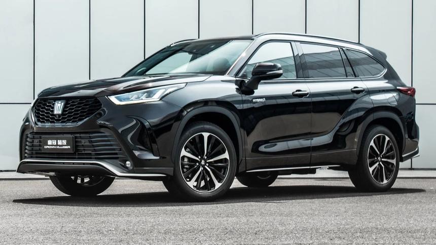 Россияне могут купить премиальный кроссовер Crown Kluger от марки Toyota