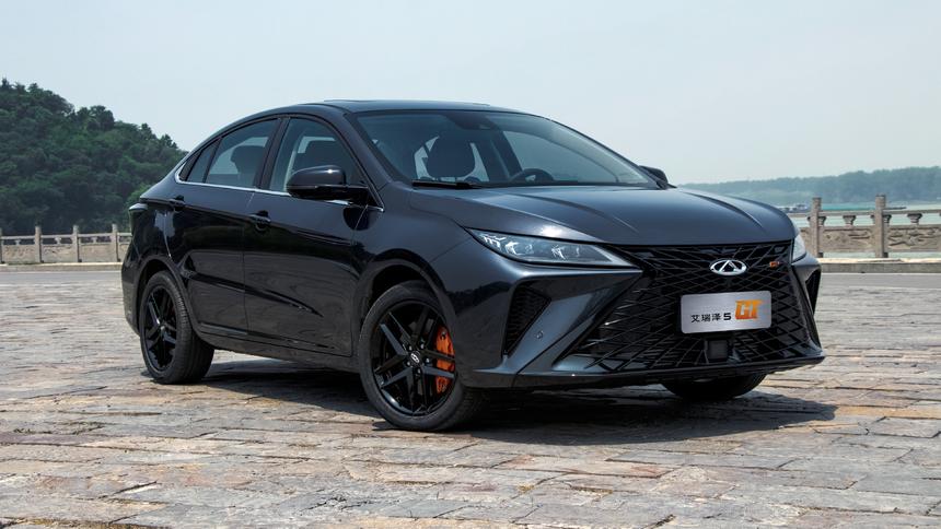 В России появится «горячий» седан Omoda S5 GT