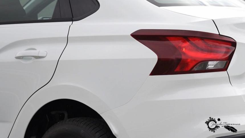 В Сети опубликовали фотографии нового поколения Lada Granta