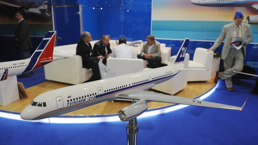 Советские лайнеры Ту-204/214 не вернулись в строй в срок