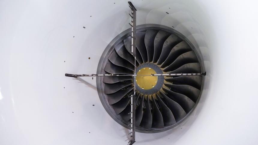 К 2030 году парк SSJ-100 уменьшится в пять раз