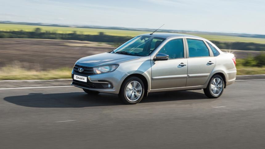 Дилеры просят за мощную Lada Granta минимум 1 000 000 рублей