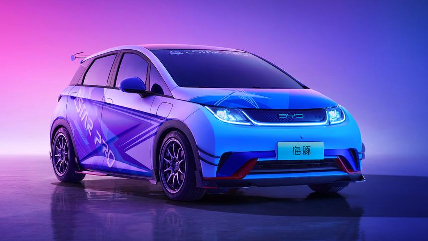 В Китае разгорелся скандал между компаниями BYD и Great Wall