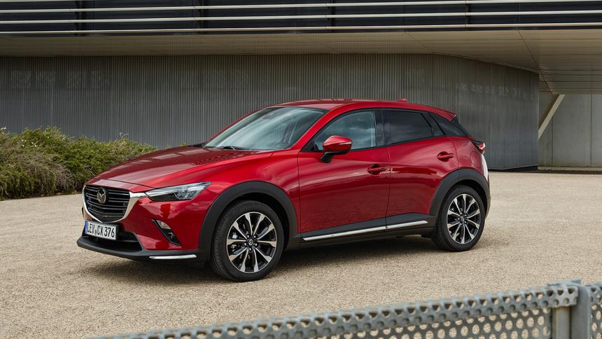 В Россию привезли кроссоверы Mazda CX-3