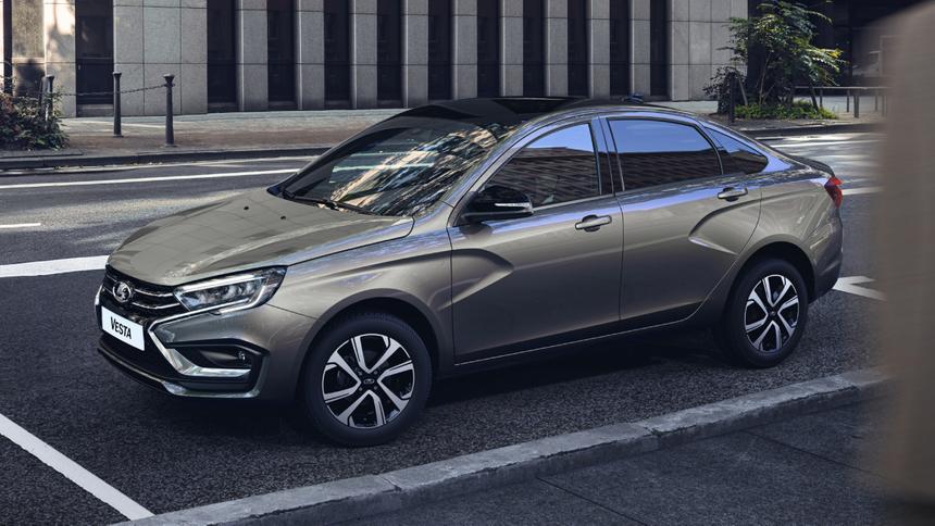 АвтоВАЗ начал отгружать дилерам первые Lada Vesta NG