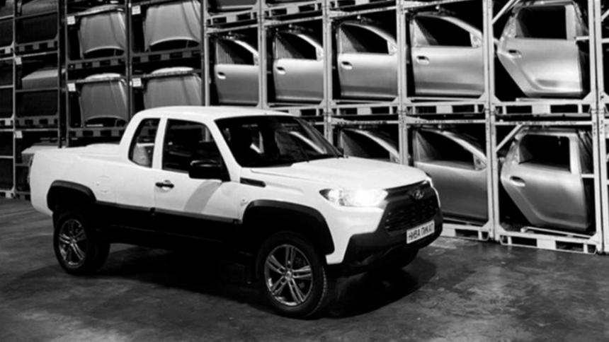 Из внедорожника Lada Niva Travel сделали стильный пикап