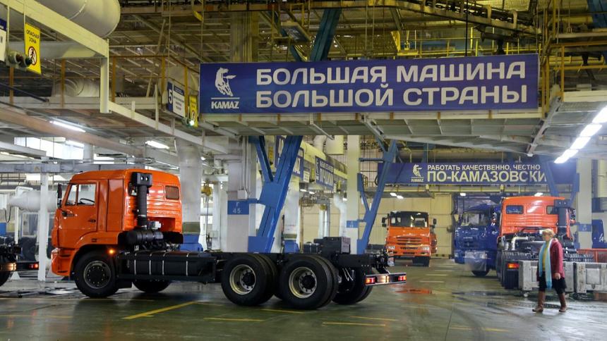 Автозавод КамАЗ поднимет зарплаты своим сотрудникам