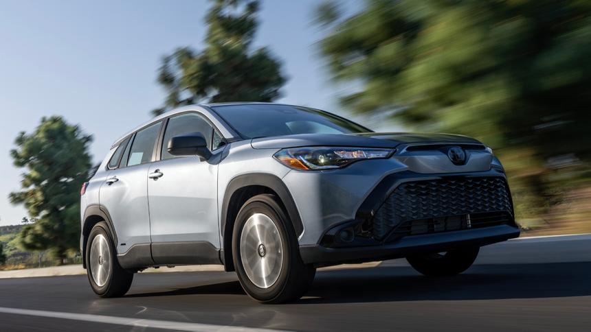 До России добрался Toyota Corolla Cross