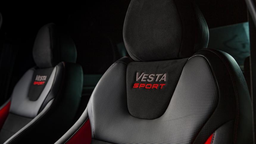 Lada Sport набирает дополнительный персонал