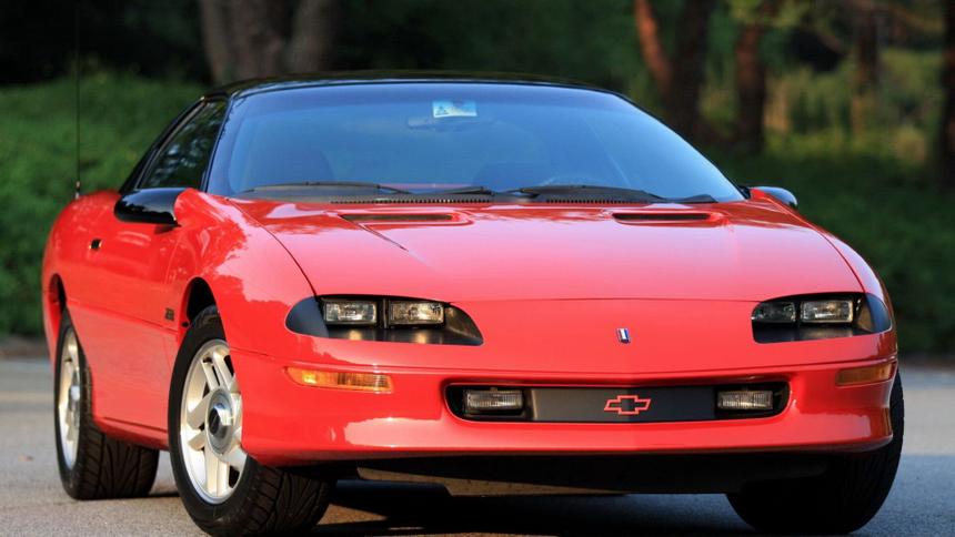 Эти автомобили изменили эпоху 1990-х гг.