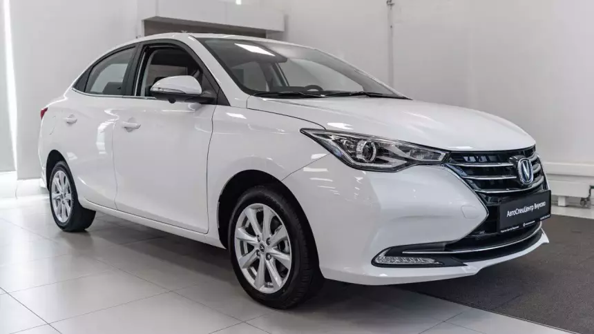 Россияне распробовали автомобили китайской марки Changan