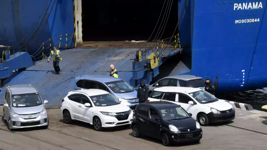 Япония сократит экспорт автомобилей в Россию