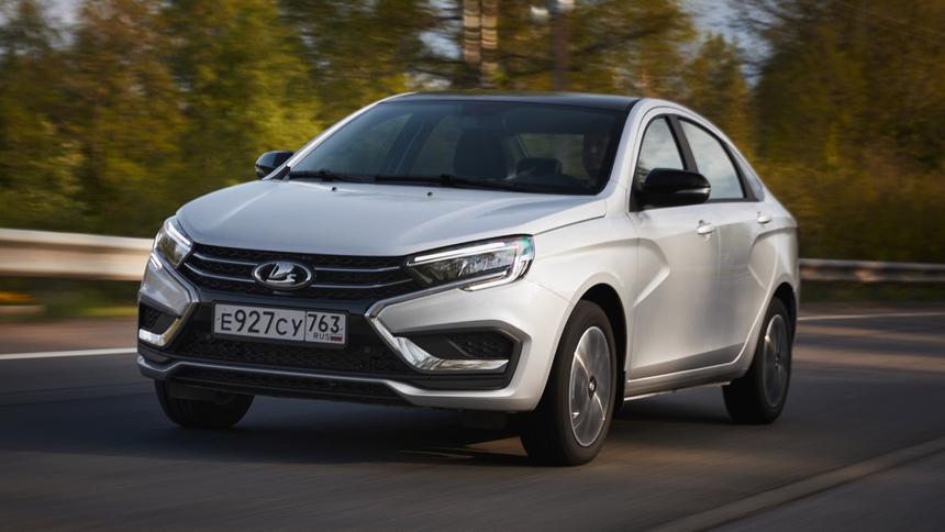 АвтоВАЗ опроверг слухи об остановке выпуска Lada Vesta