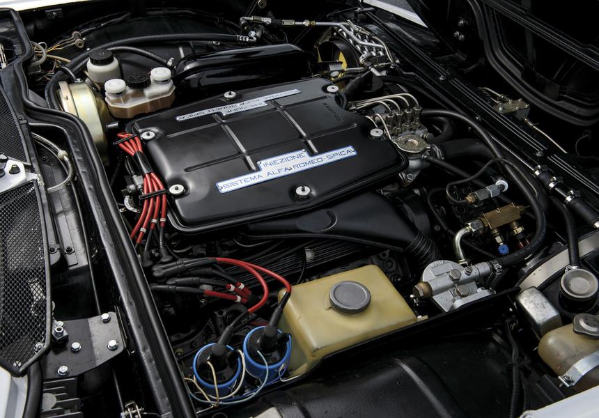 Alfa Romeo Montreal