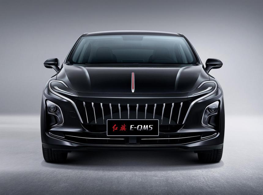 Hongqi готовит несколько новинок для России